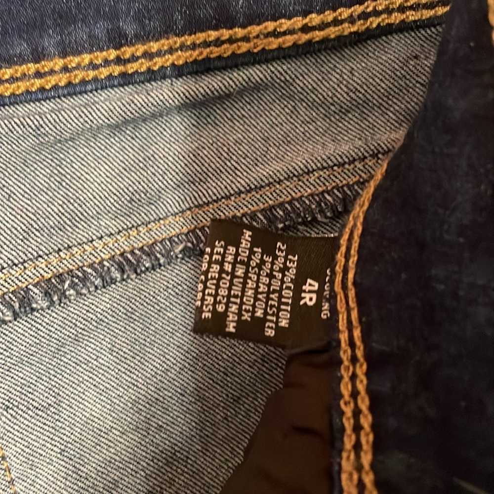 Rue 21 - Picture 4 of 4